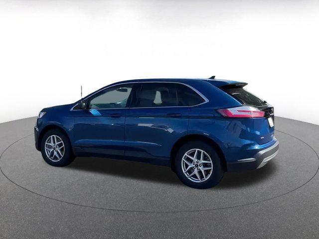 used 2024 Ford Edge car, priced at $25,117