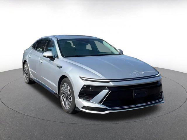used 2024 Hyundai Sonata Hybrid car, priced at $22,800