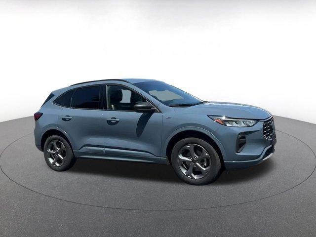 used 2024 Ford Escape car, priced at $23,394
