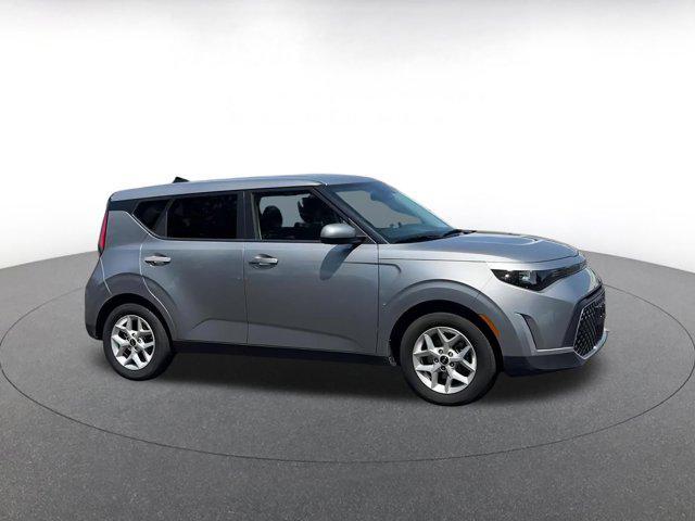 used 2024 Kia Soul car, priced at $17,221