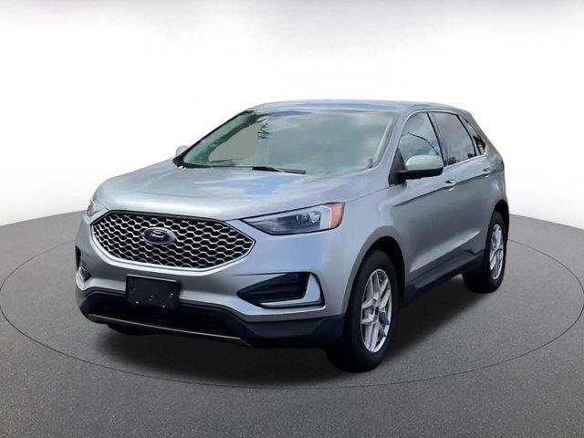 used 2024 Ford Edge car, priced at $25,160