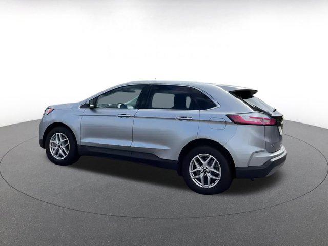 used 2024 Ford Edge car, priced at $25,160