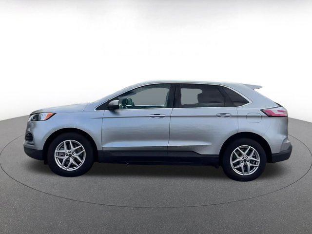 used 2024 Ford Edge car, priced at $25,160