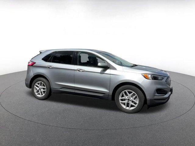 used 2024 Ford Edge car, priced at $25,160