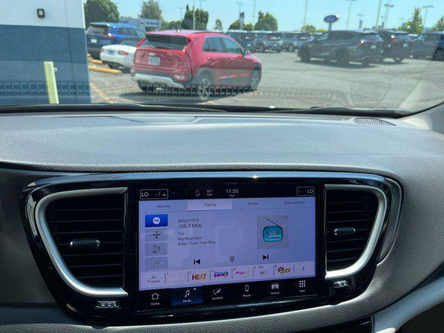 used 2024 Chrysler Pacifica car, priced at $32,318