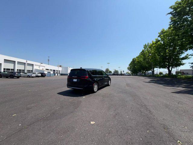 used 2024 Chrysler Pacifica car, priced at $32,318