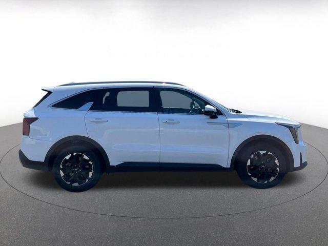 used 2024 Kia Sorento car, priced at $29,326