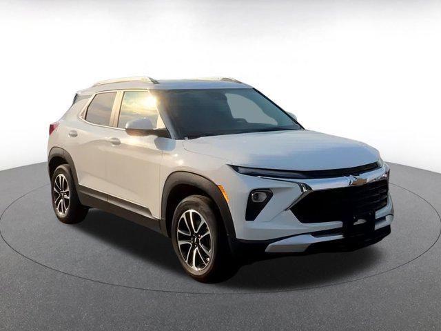 used 2024 Chevrolet TrailBlazer car, priced at $22,805