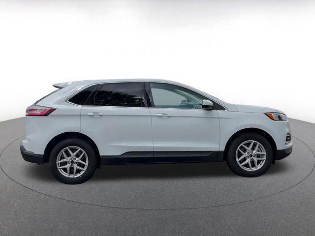 used 2024 Ford Edge car, priced at $25,945