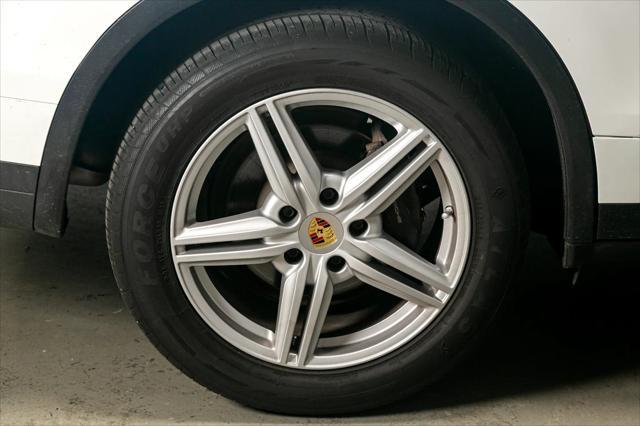 used 2016 Porsche Cayenne car