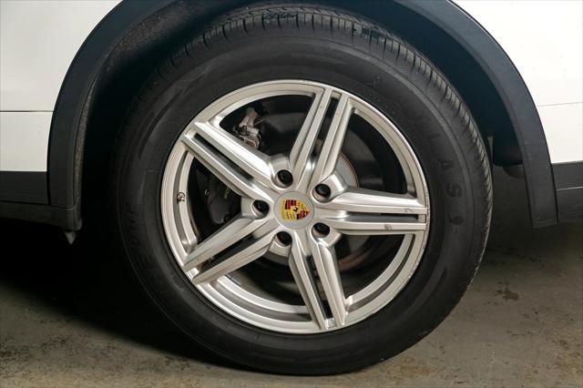 used 2016 Porsche Cayenne car