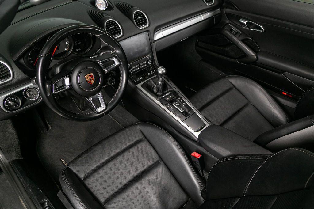 used 2018 Porsche 718 Boxster car