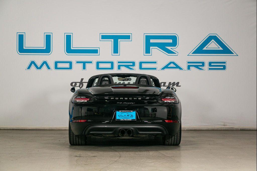 used 2018 Porsche 718 Boxster car