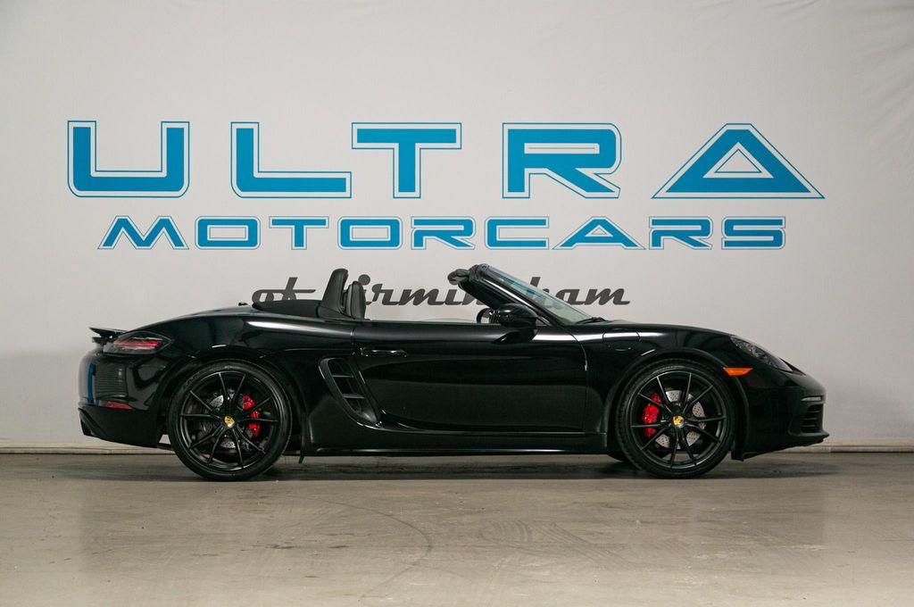 used 2018 Porsche 718 Boxster car