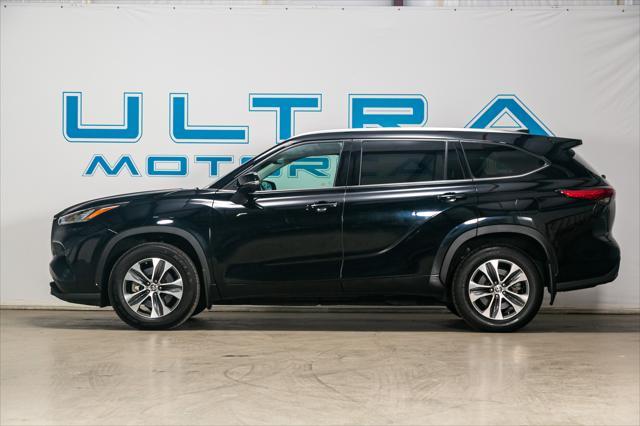 used 2020 Toyota Highlander car, priced at $27,995