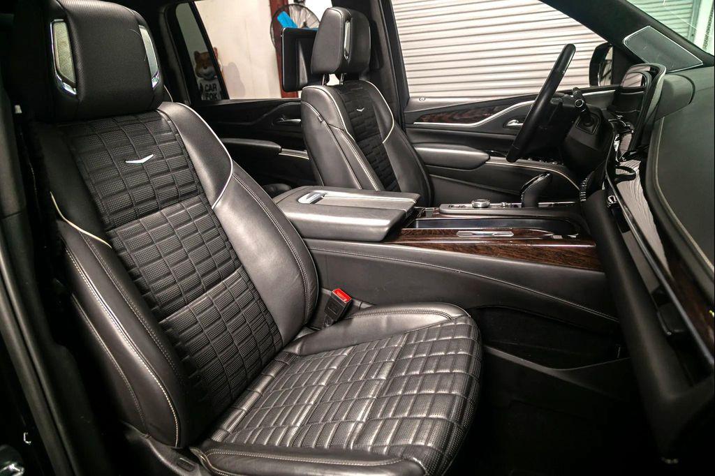 used 2023 Cadillac Escalade ESV car