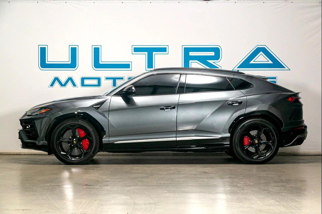 used 2019 Lamborghini Urus car