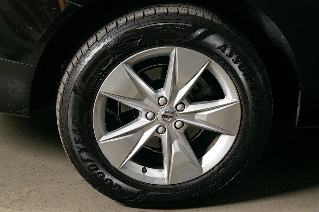 used 2022 Volvo XC60 car, priced at $19,995