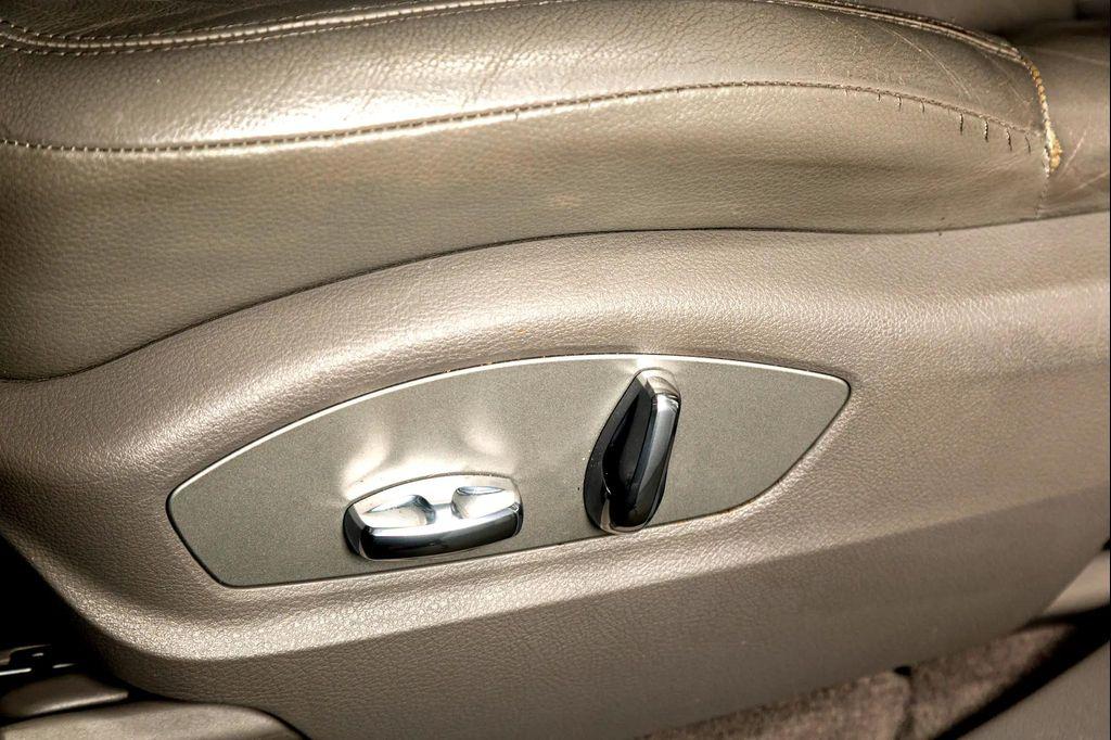 used 2013 Porsche Cayenne car, priced at $13,995