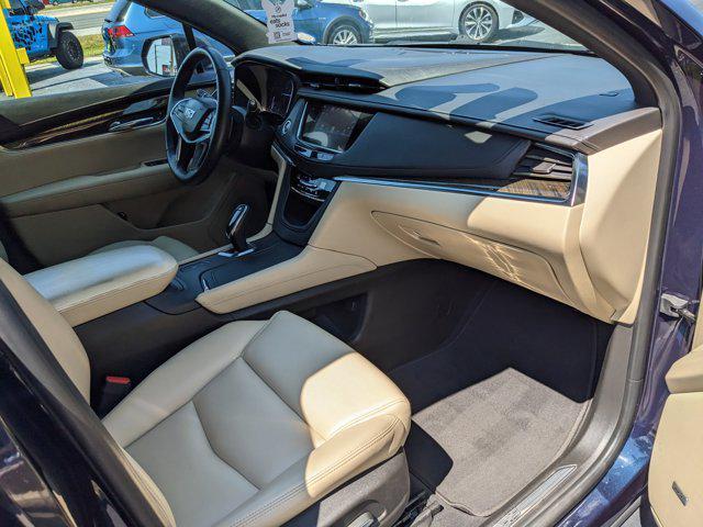 used 2017 Cadillac XT5 car, priced at $16,699