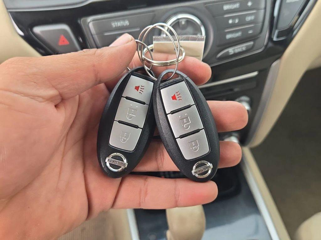 used 2013 Nissan Pathfinder car, priced at $9,999