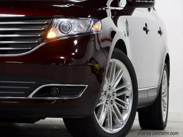 used 2019 Lincoln MKT car, priced at $19,999