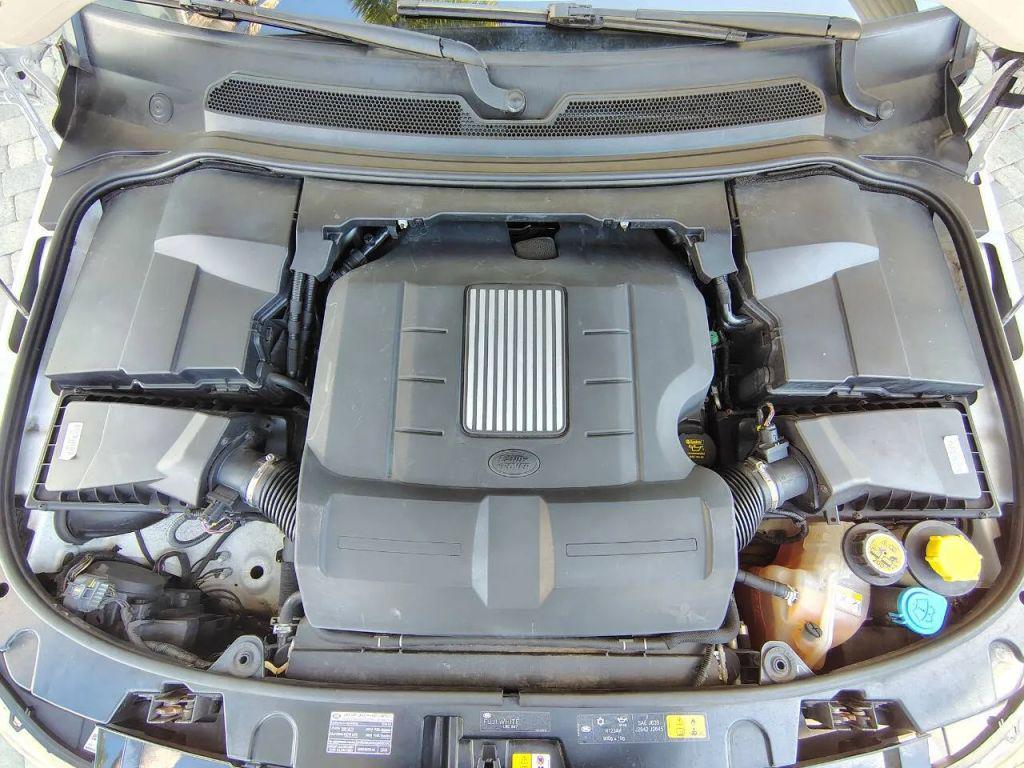 used 2016 Land Rover LR4 car, priced at $15,999