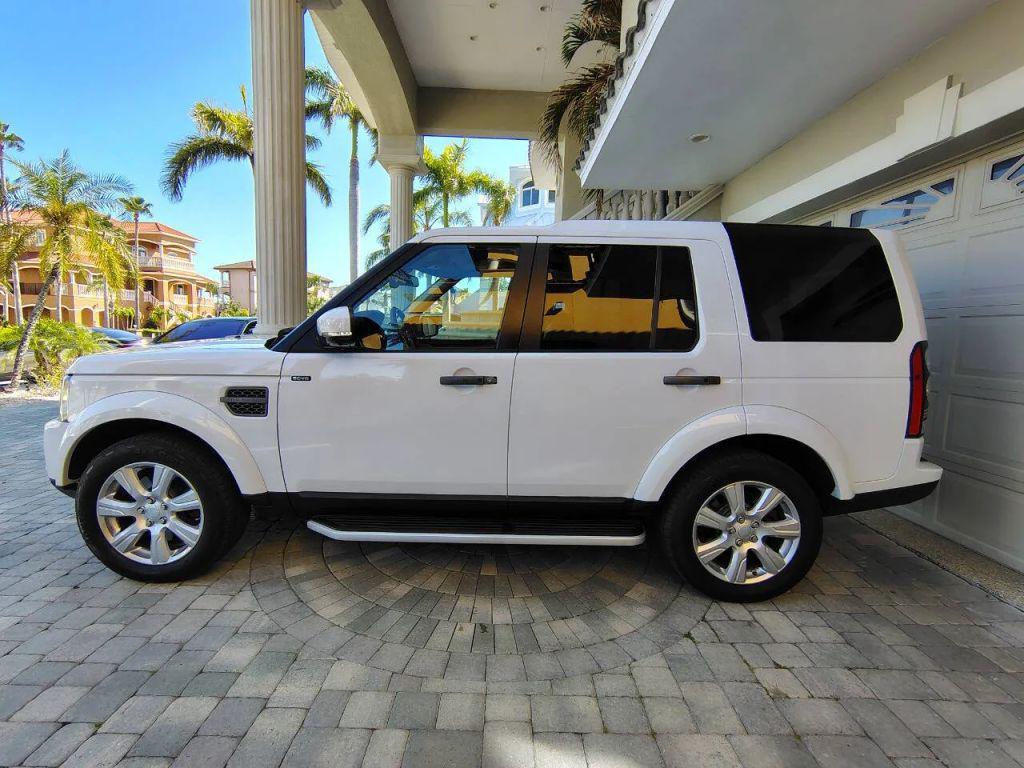 used 2016 Land Rover LR4 car, priced at $15,999