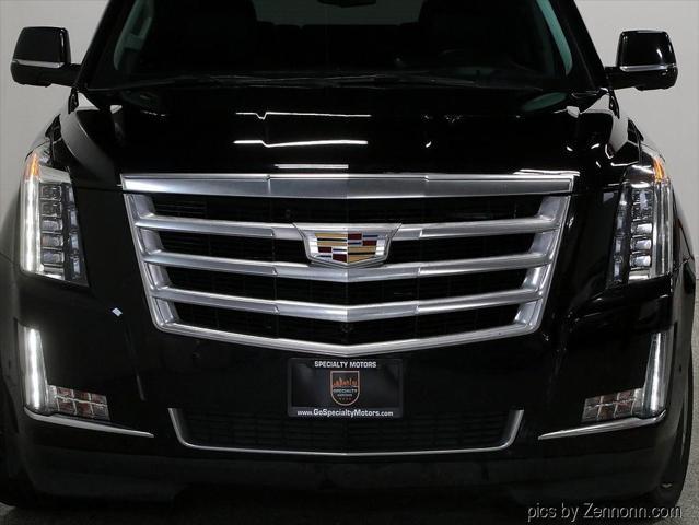 used 2018 Cadillac Escalade ESV car, priced at $34,999