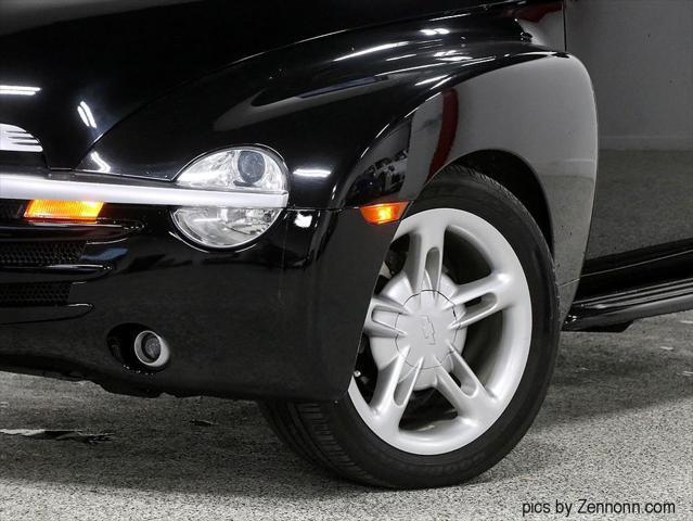 used 2004 Chevrolet SSR car, priced at $19,995