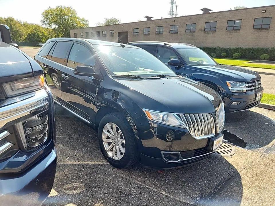 used 2013 Lincoln MKX car, priced at $11,999