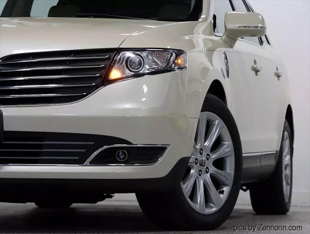 used 2018 Lincoln MKT car, priced at $19,999