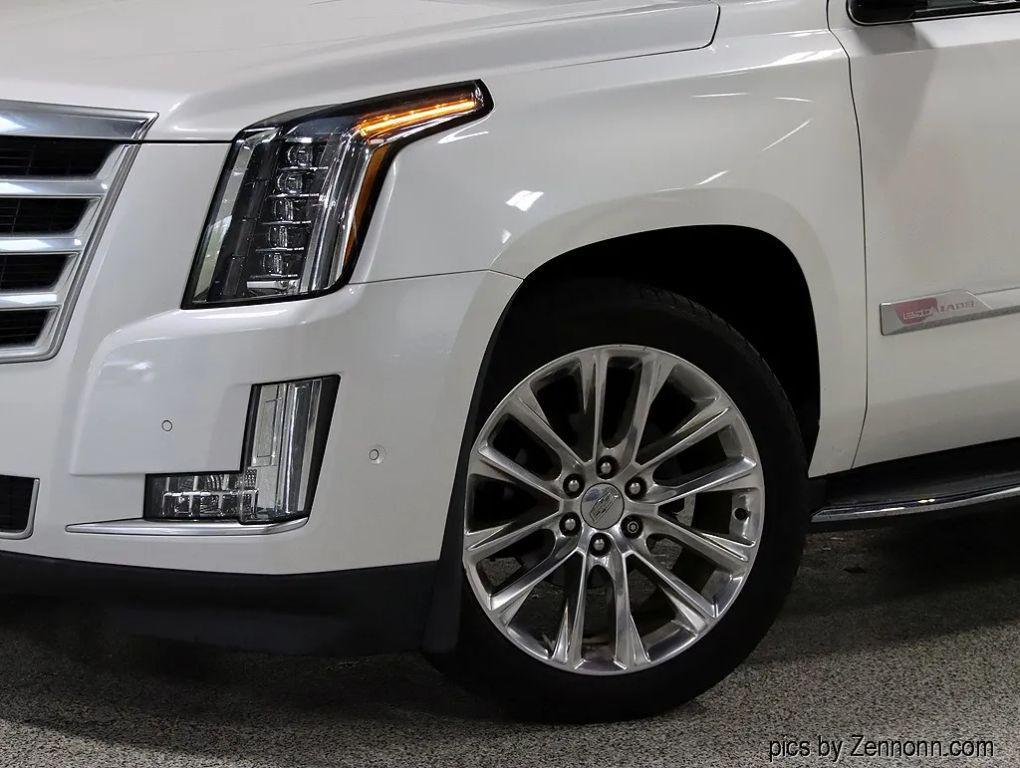 used 2017 Cadillac Escalade ESV car, priced at $31,999