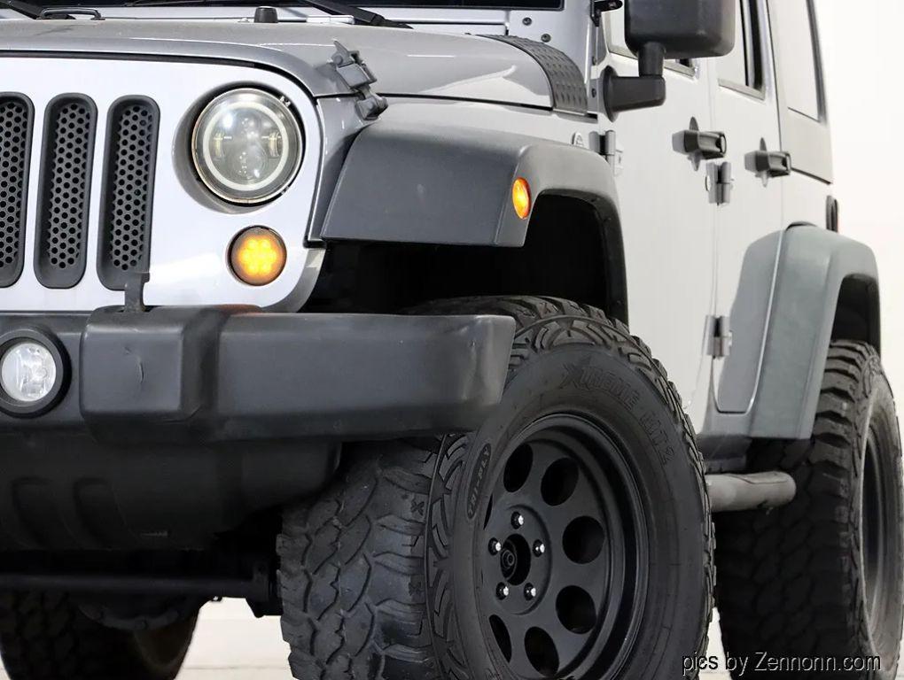 used 2013 Jeep Wrangler Unlimited car, priced at $16,999