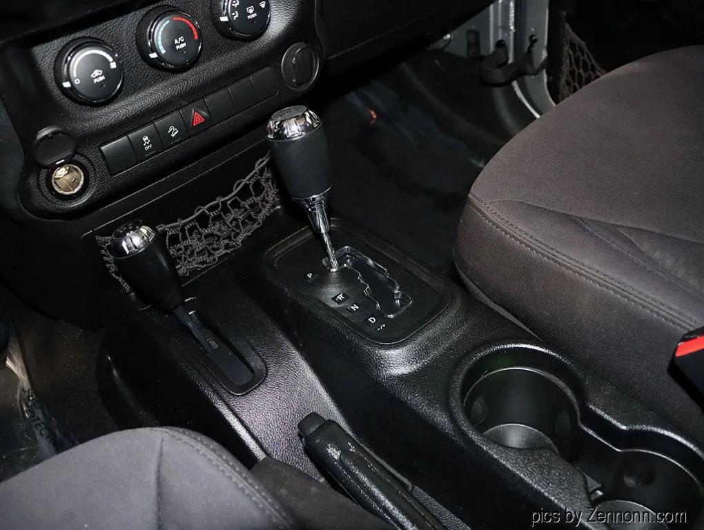 used 2013 Jeep Wrangler Unlimited car, priced at $16,999