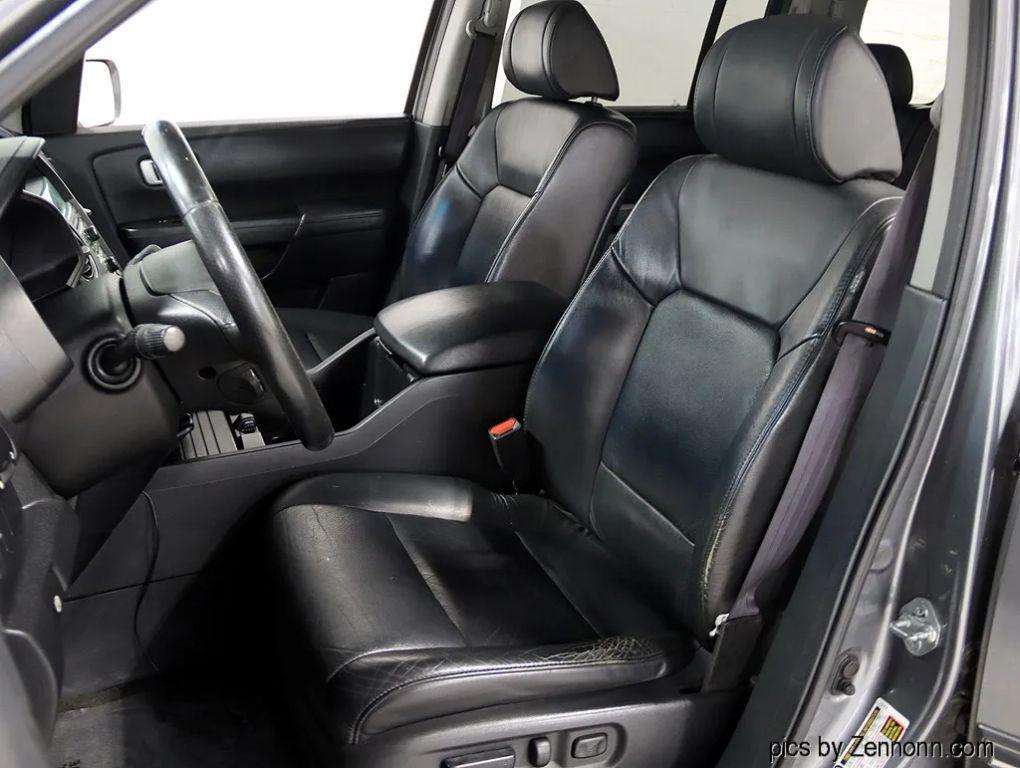 used 2009 Honda Pilot car, priced at $12,999