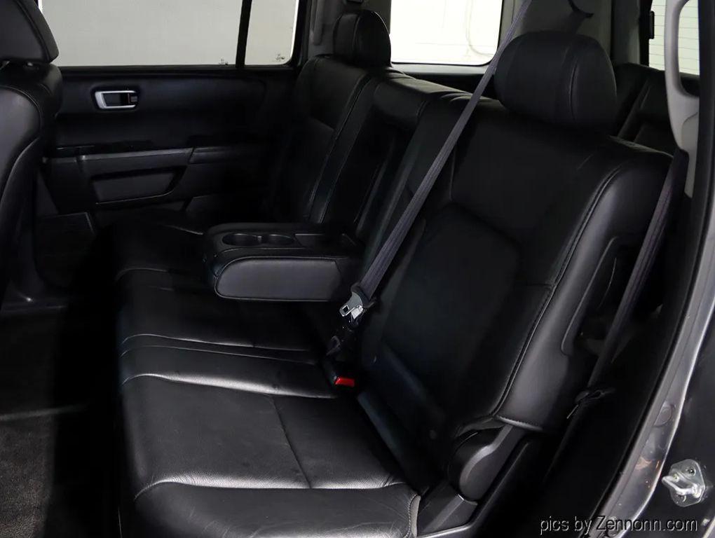 used 2009 Honda Pilot car, priced at $12,999