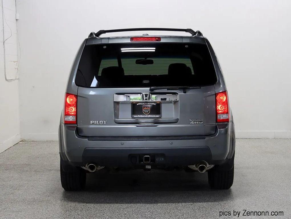 used 2009 Honda Pilot car, priced at $12,999