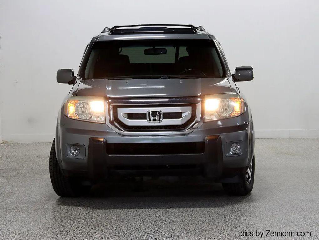 used 2009 Honda Pilot car, priced at $12,999