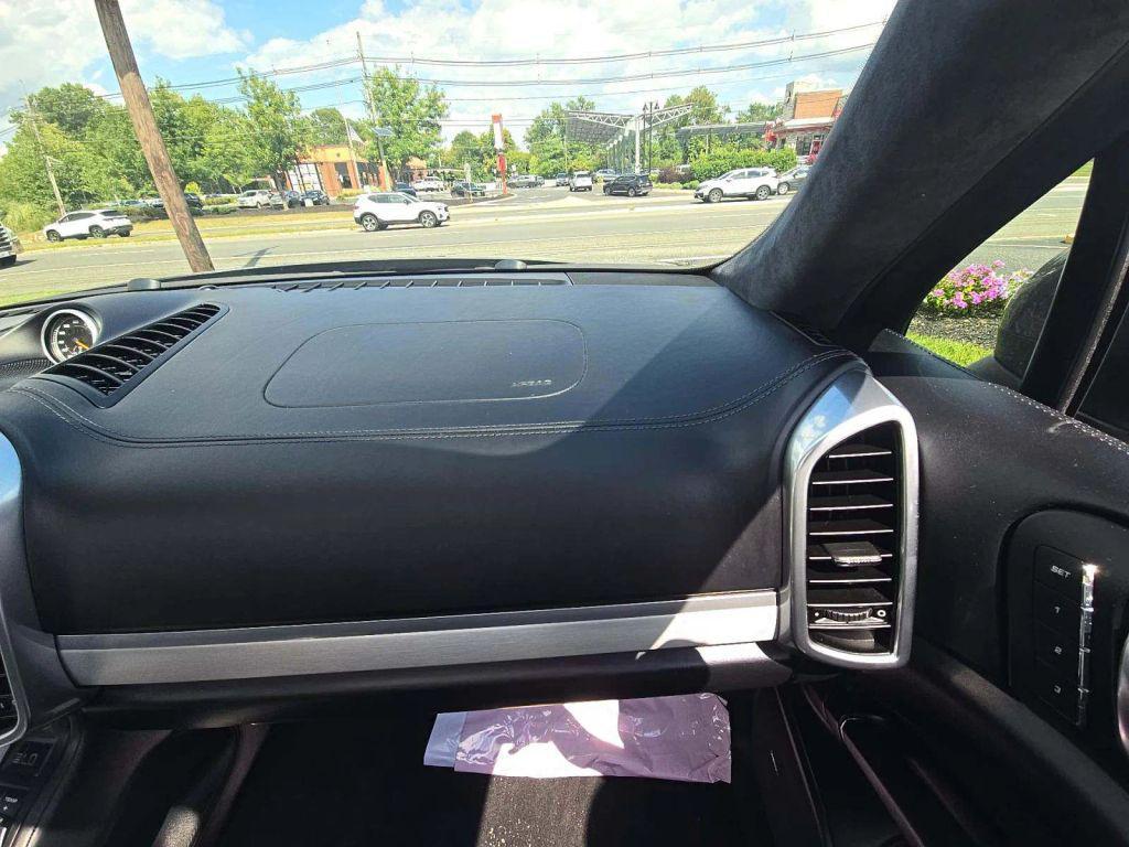 used 2018 Porsche Cayenne car, priced at $38,999