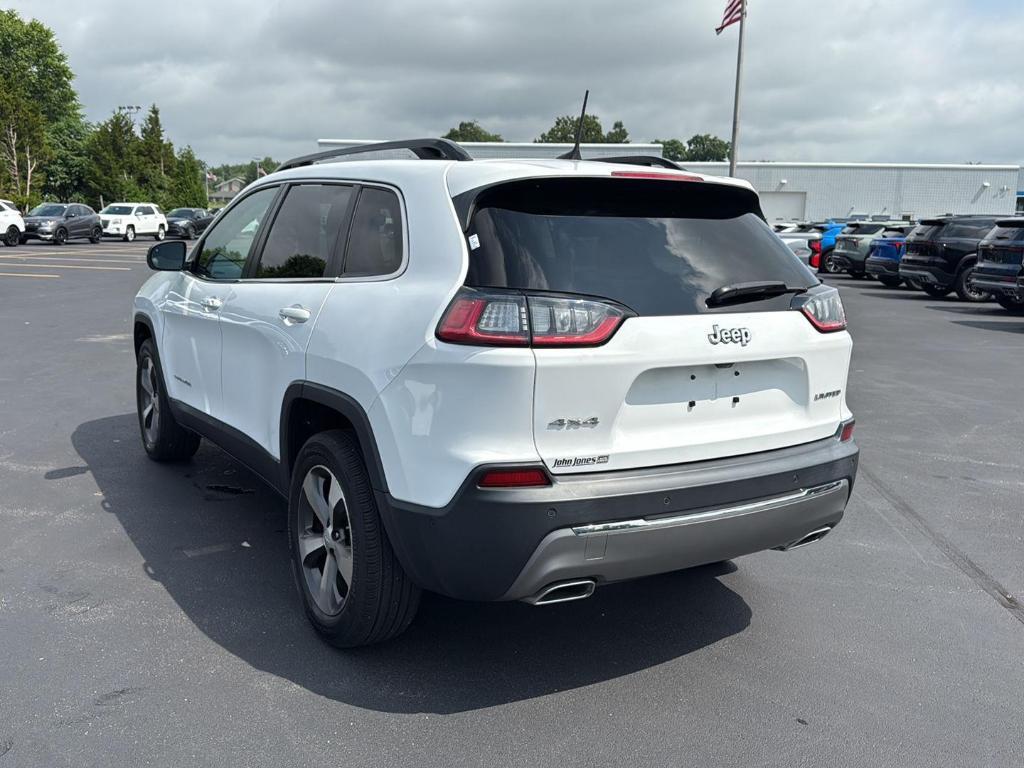 used 2022 Jeep Cherokee car, priced at $27,400