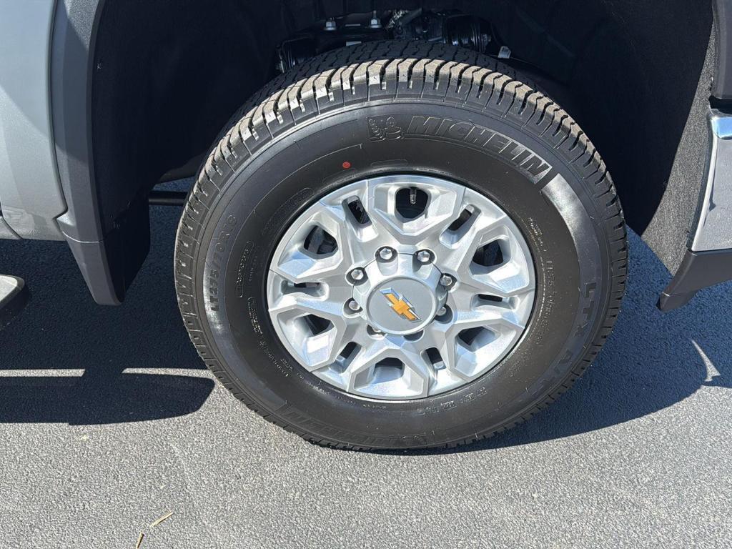 new 2025 Chevrolet Silverado 2500 car, priced at $64,390