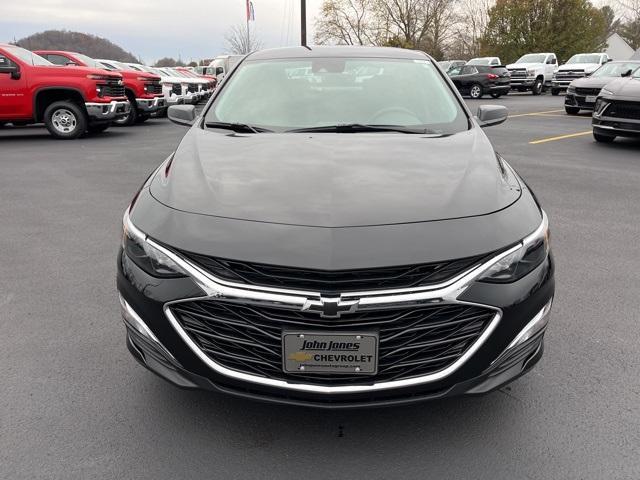 new 2025 Chevrolet Malibu car, priced at $27,161