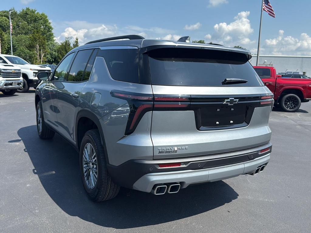 new 2025 Chevrolet Traverse car, priced at $43,850