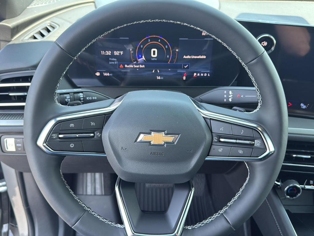 new 2025 Chevrolet Traverse car, priced at $43,850