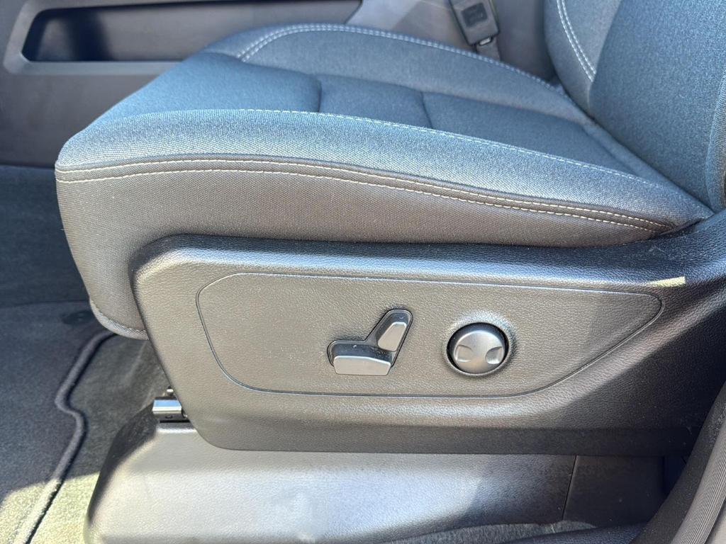 used 2022 Ram 1500 car, priced at $33,400