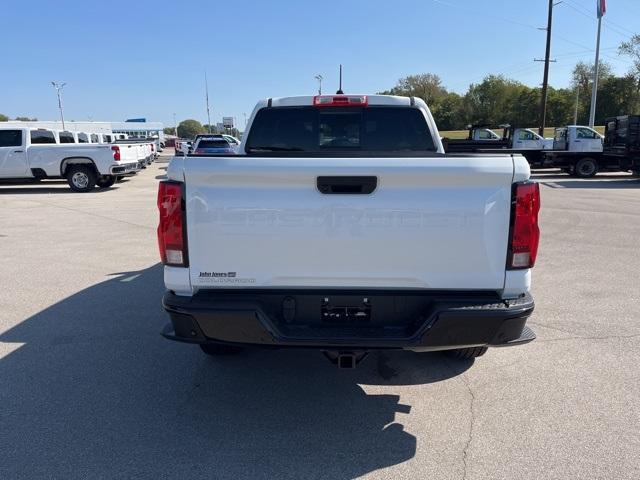 new 2024 Chevrolet Colorado car, priced at $35,435