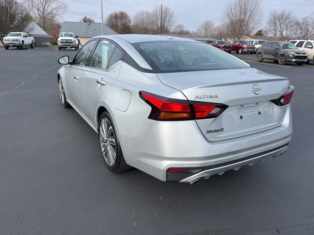 used 2023 Nissan Altima car, priced at $24,000