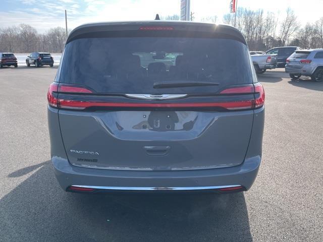 new 2025 Chrysler Pacifica car, priced at $45,920