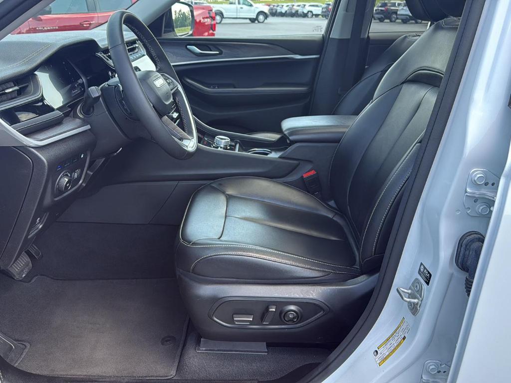 used 2023 Jeep Grand Cherokee 4xe car, priced at $30,500